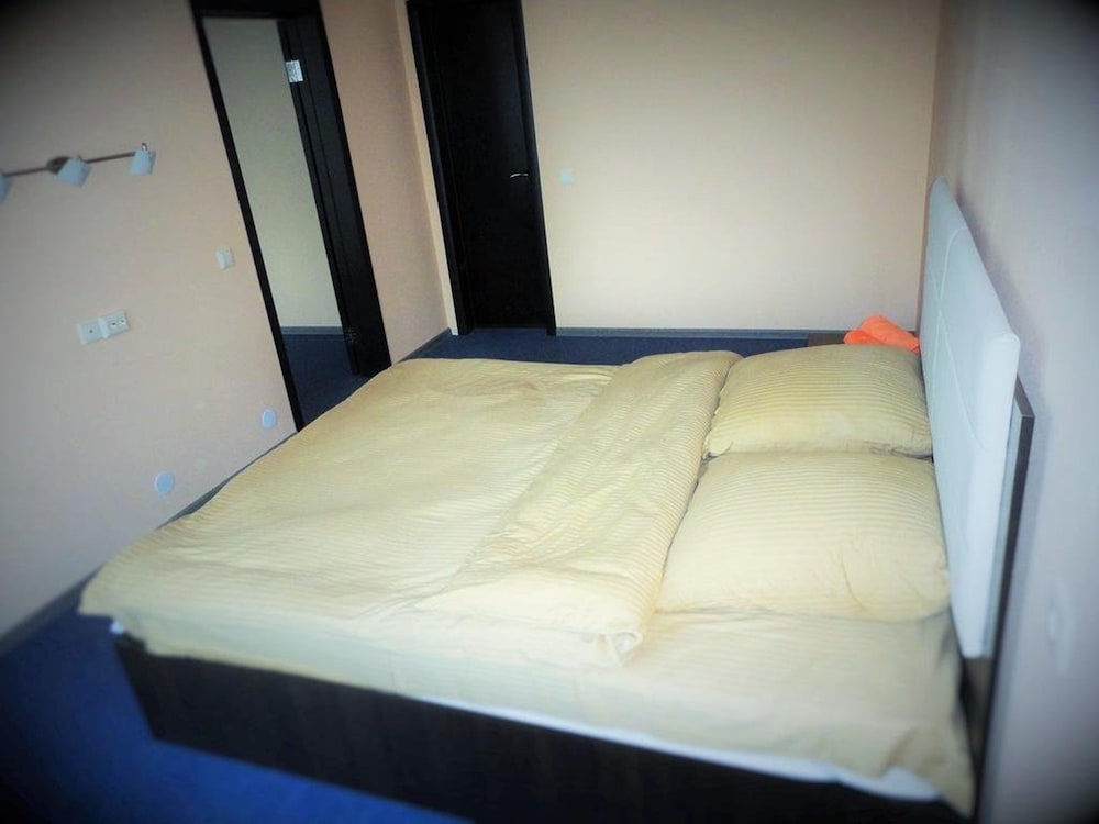 Suite, 2 Bedrooms photo 1