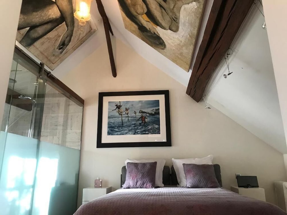 Superior Double Room (Suite Petit Musee)