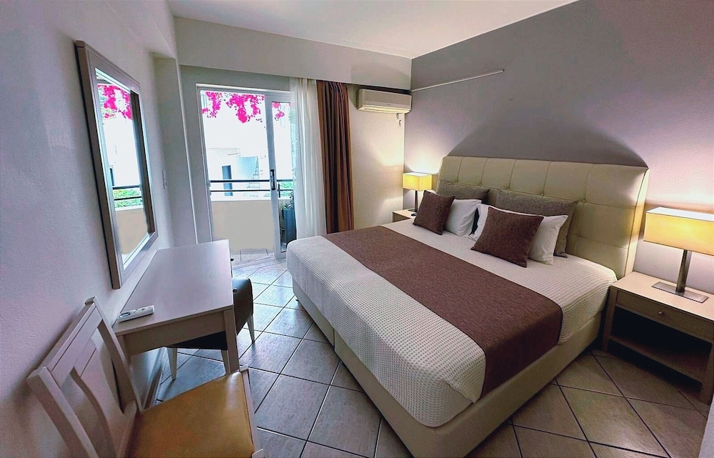 Standard Room - Photo 10