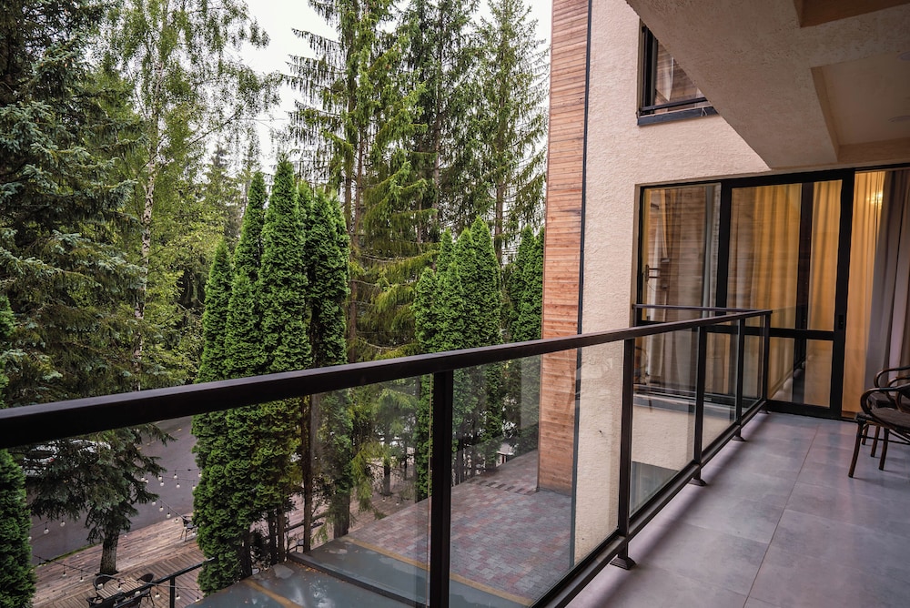 Superior Twin Room With Balcony - Photo 7