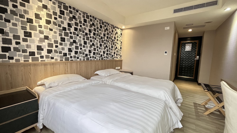 Business Twin Room (G) photo 1