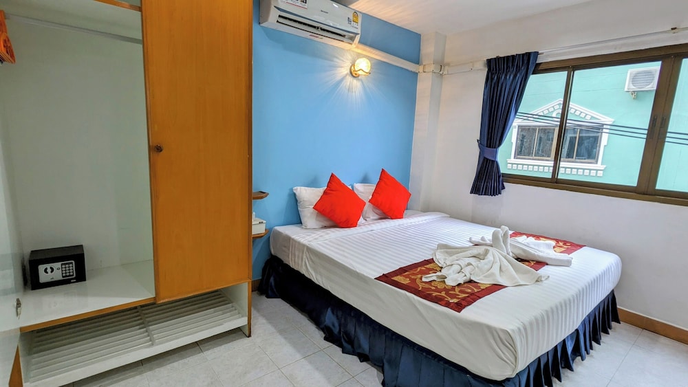 Standard Double Room - Photo 5