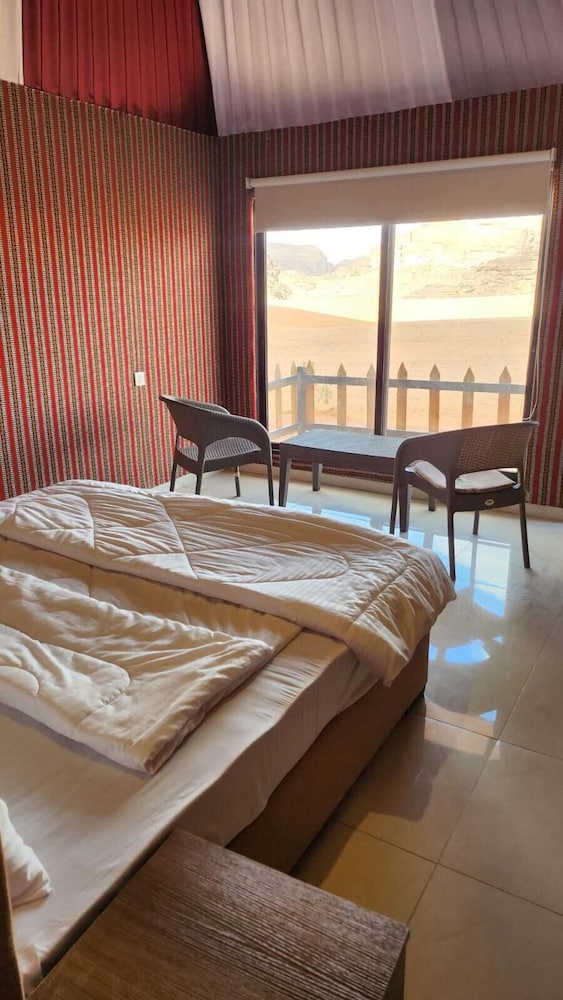 Deluxe Tent - Photo 15