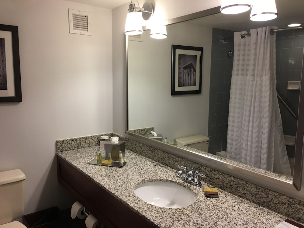 Suite, 1 King Bed, Non Smoking (2 Bedrooms) - Photo 13