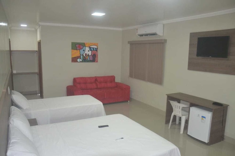 Triple Room, Multiple Beds