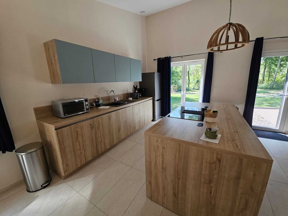 Deluxe House, 2 Bedrooms, Garden View photo 3