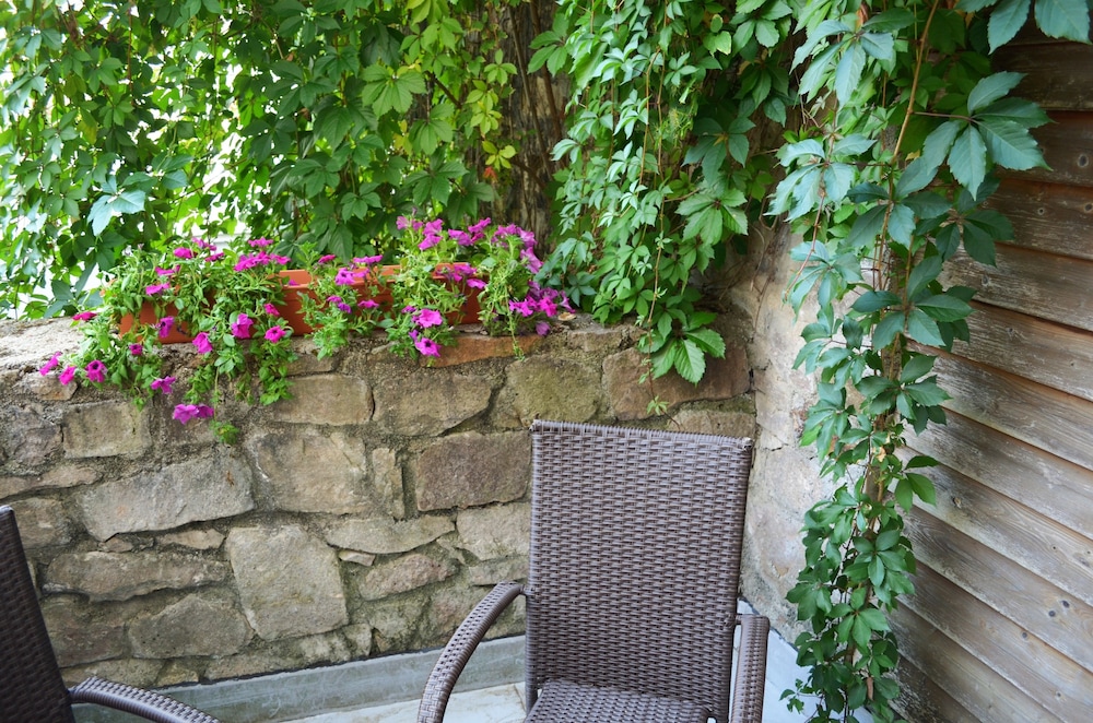 Traditional Apartment, 2 Bedrooms (4 people) photo 3