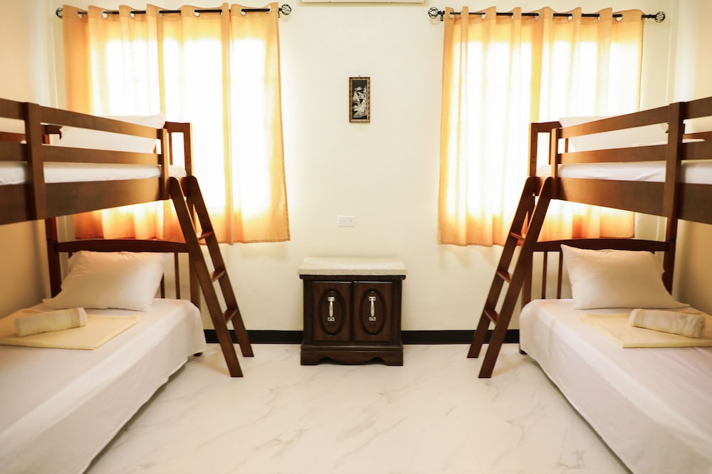 Comfort Shared Dormitory, Women only, Courtyard View photo 1
