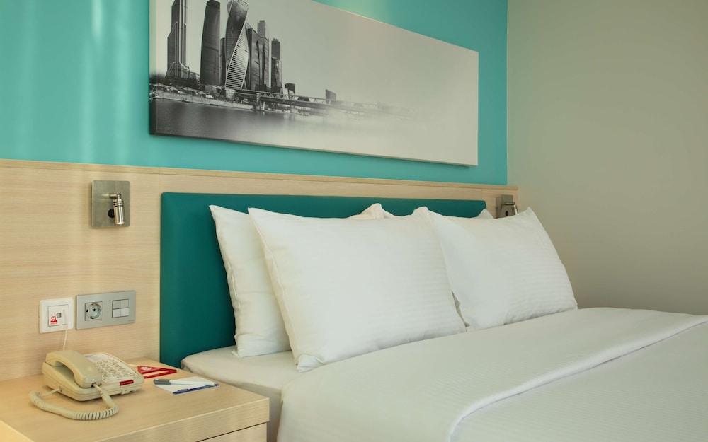 Room, 1 Queen Bed, Accessible photo 1