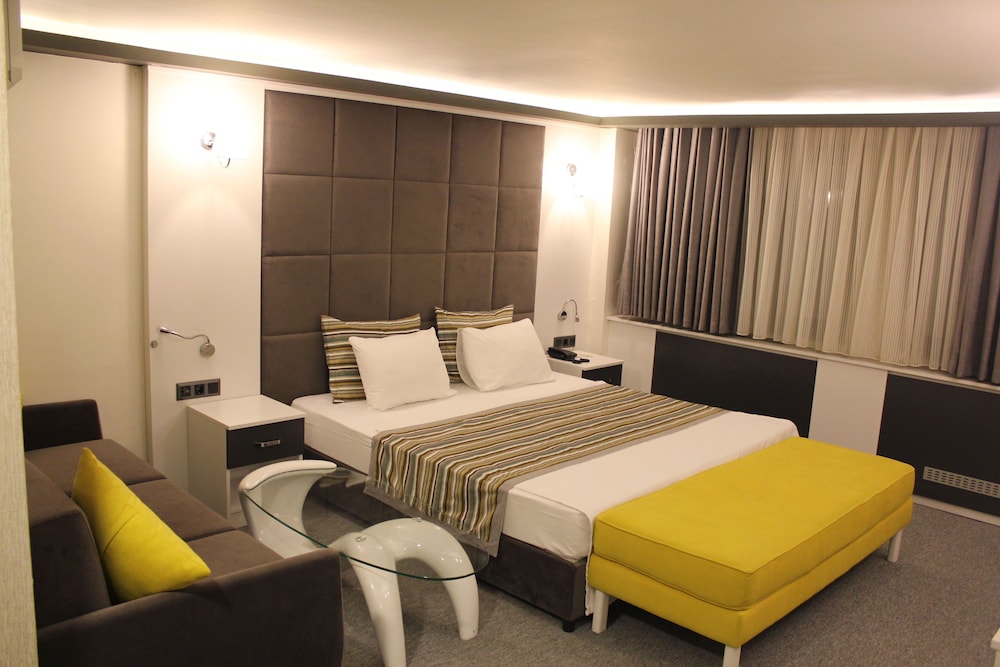 Family Quadruple Room photo 1