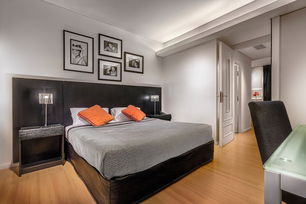 Junior Triple Room