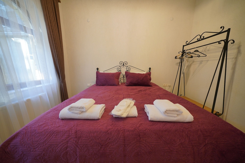 Economic Triple Room (Garden View) - Photo 13