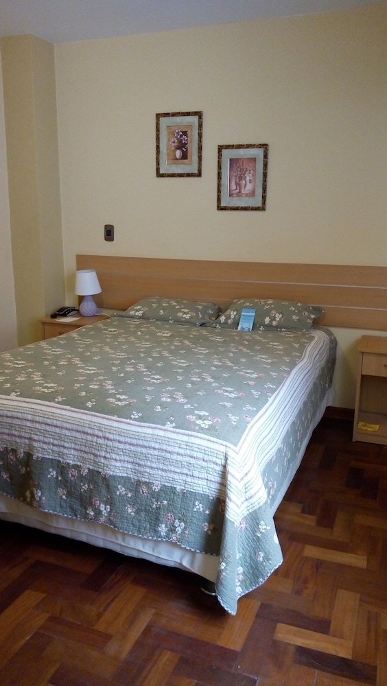 Family Quadruple Room, 1 Bedroom, Non Smoking, Private Bathroom photo 2