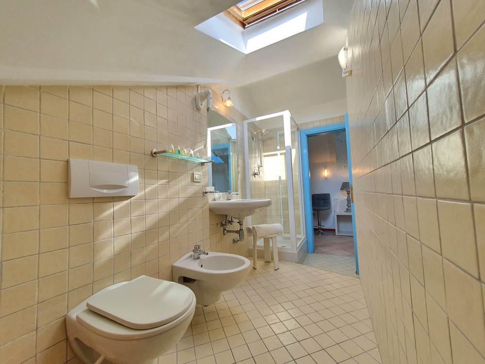 Superior Room (Family 5) - Photo 5
