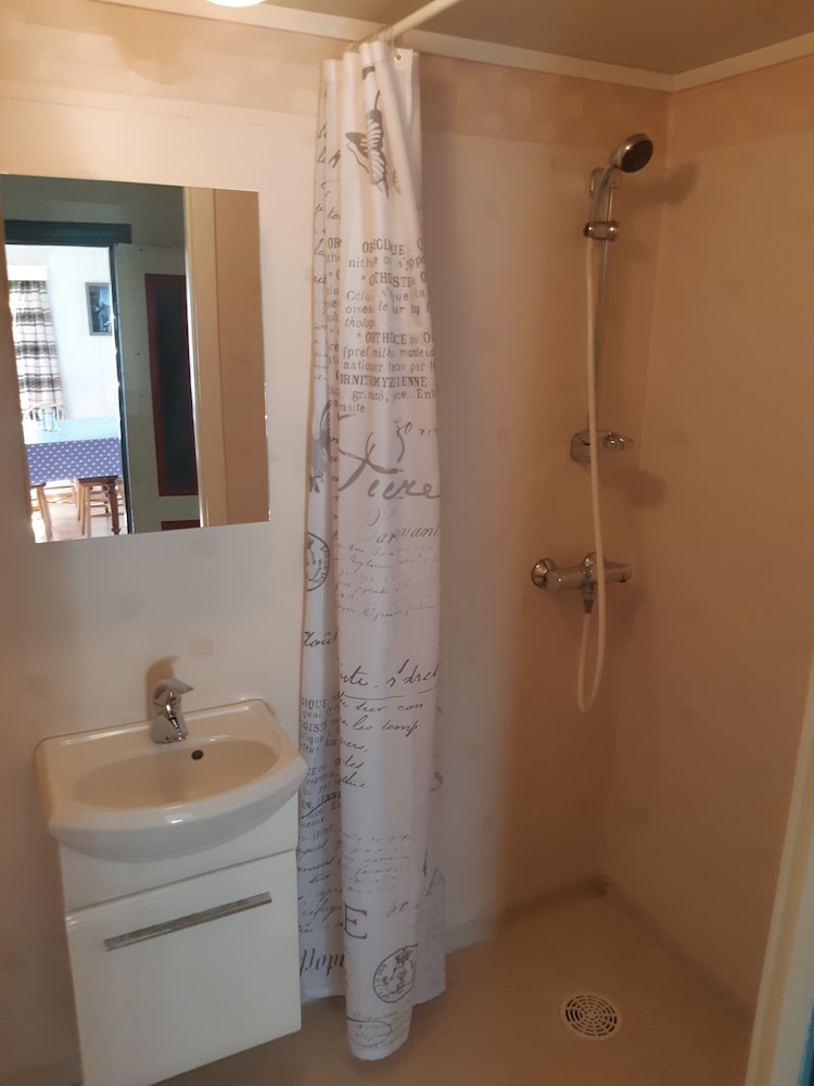 Apartment, 2 Bedrooms (Bed linen, towel & cleaning excluded) photo 3