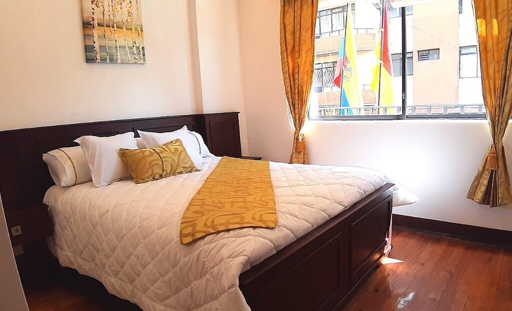 Deluxe Single Room, 1 Queen Bed, Balcony