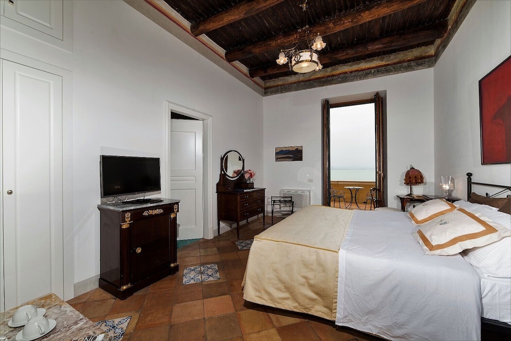 Superior Double Room, Balcony photo 1