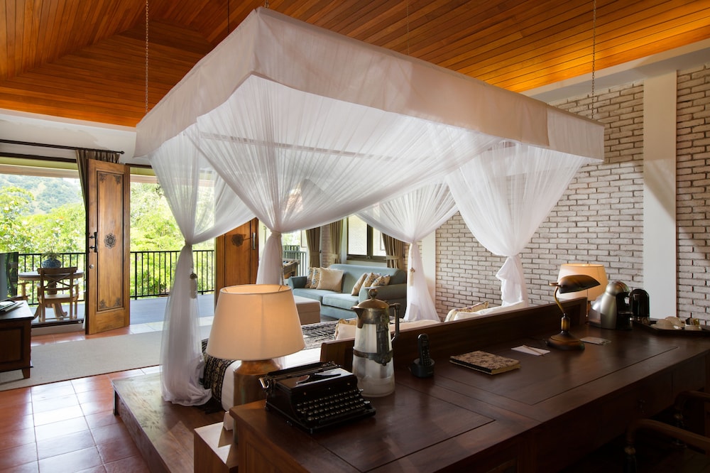 Duplex Pool Residence