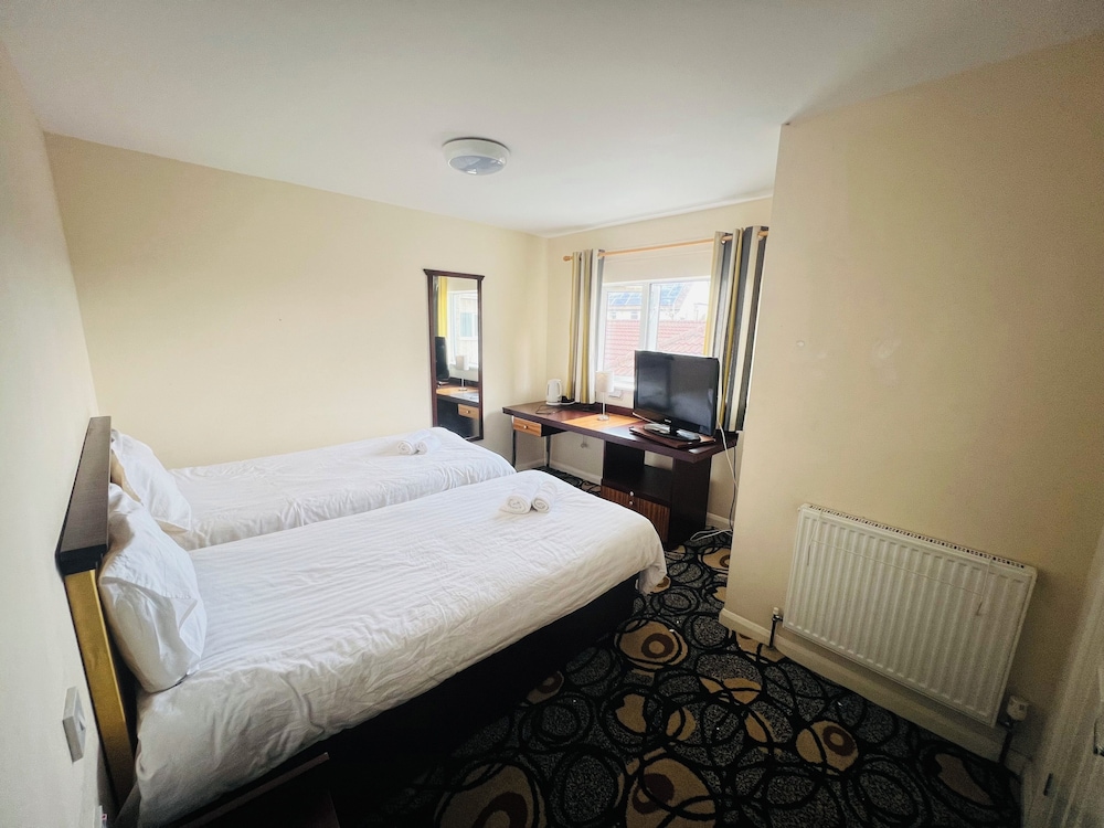 Double Room - Photo 21