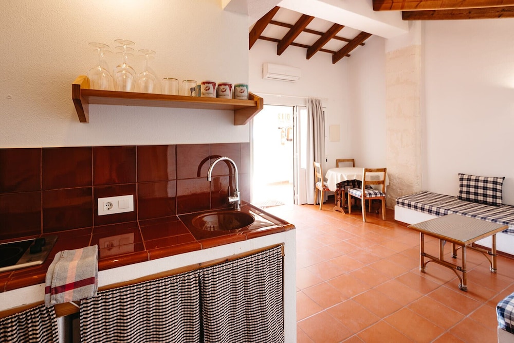 Family Apartment, 2 Bedrooms ( 6 people) photo 3