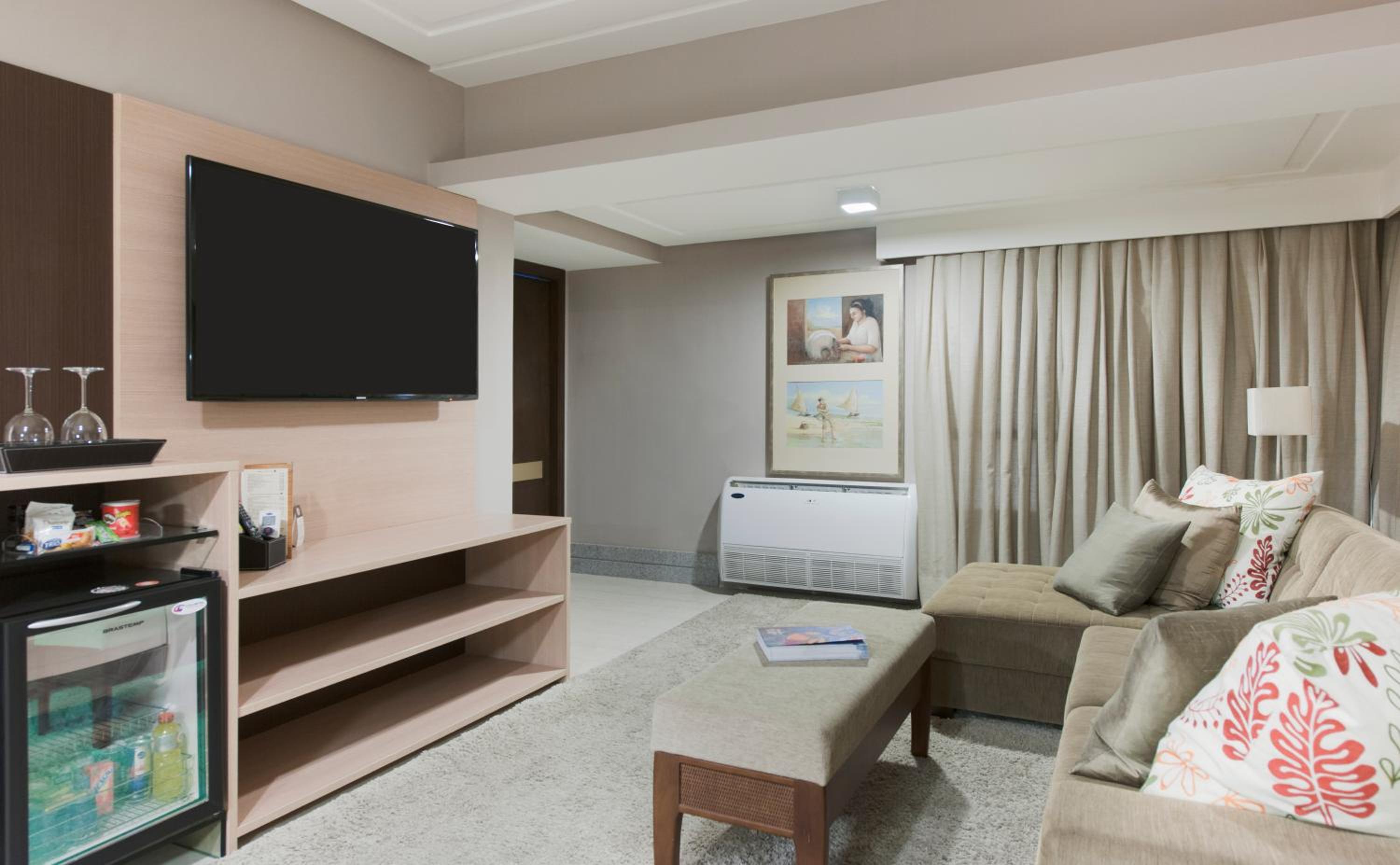 Royal Suite (2 Adults) thumbnail 5