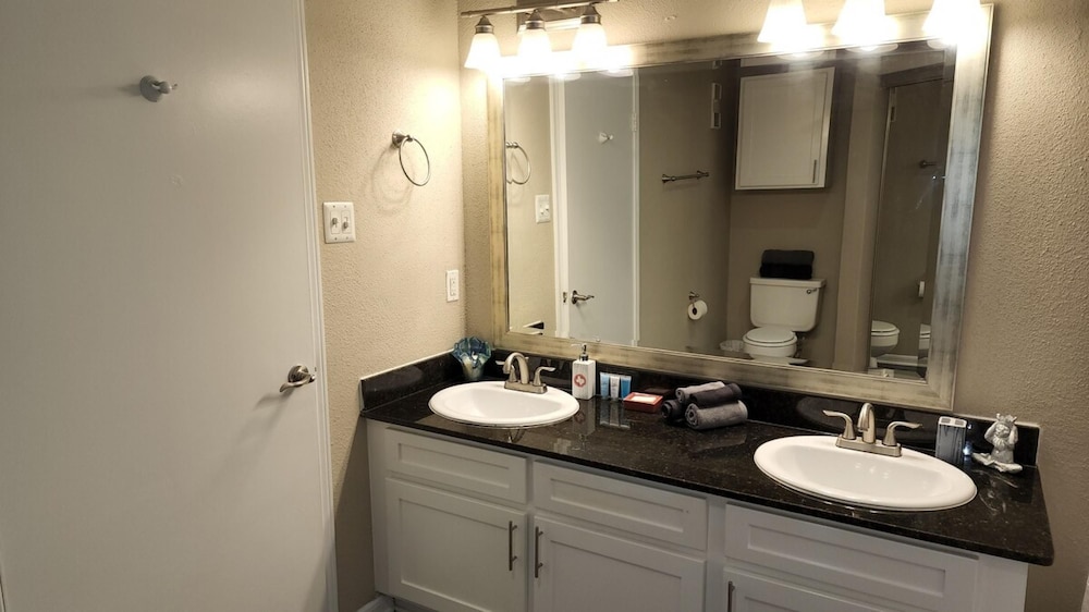 Med Center Charm 2br Haven, Billede 17