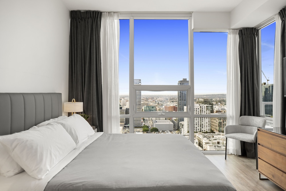 Suite, Multiple Beds (Junior Two Bedroom Suite)