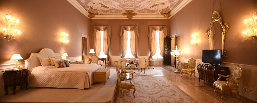 Historical Suite