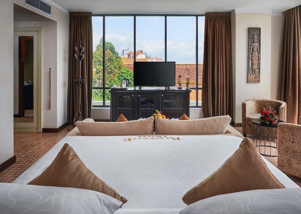 Royal Deluxe Double Room with View photo 2