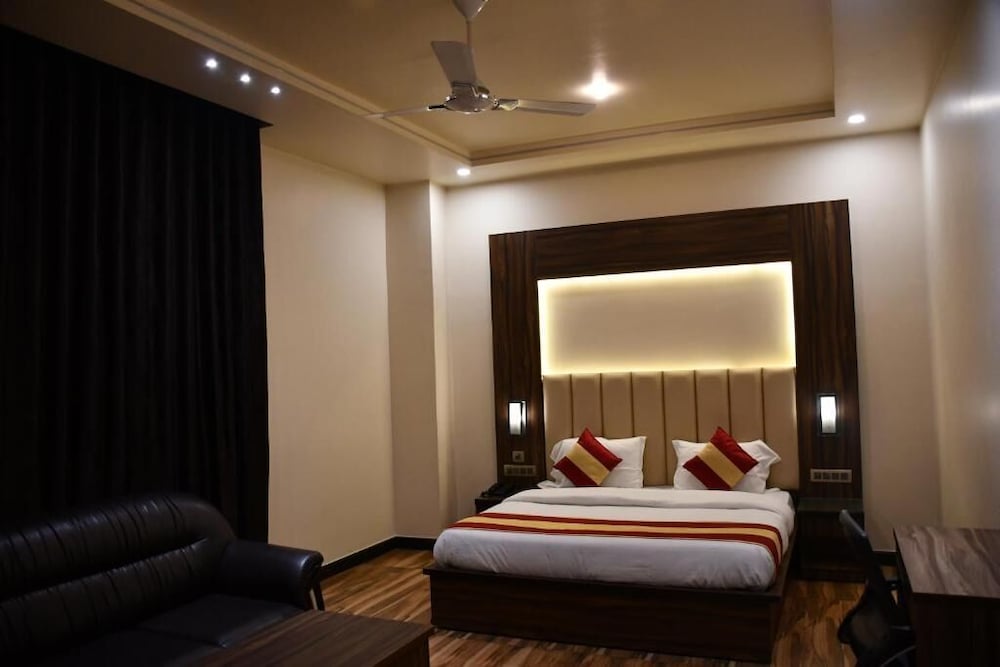 Premium Room - Photo 1