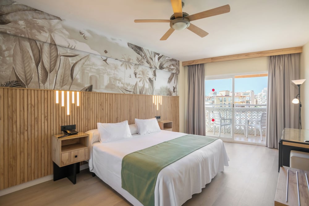 Classic Double Room (2 Adults)