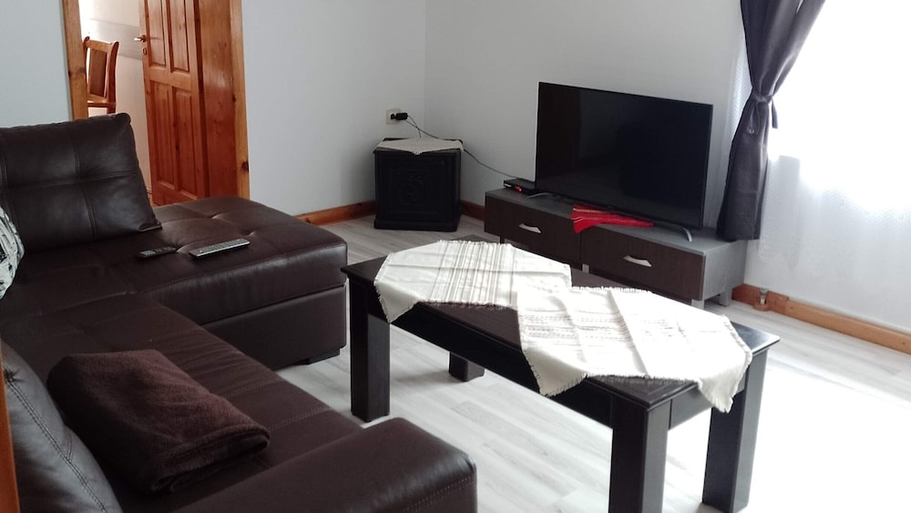 Apartment photo 1