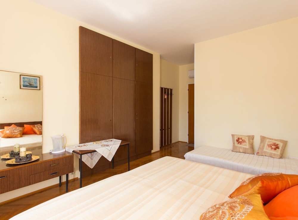 Double Room (Standard Double Room with Sea View)