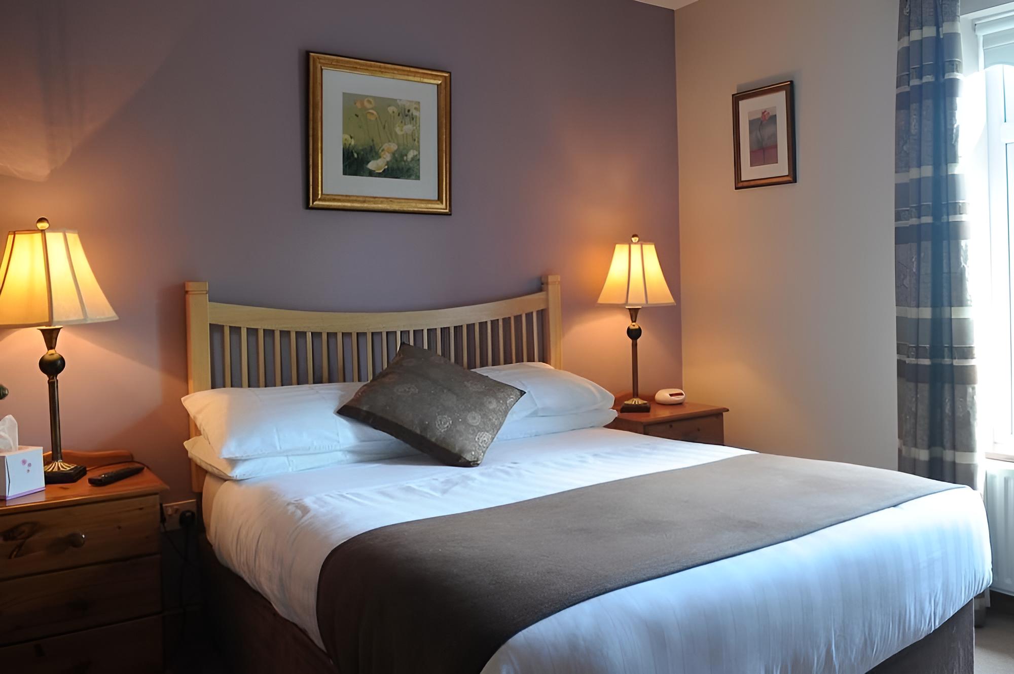 Double Room with Private Bathroom photo 1