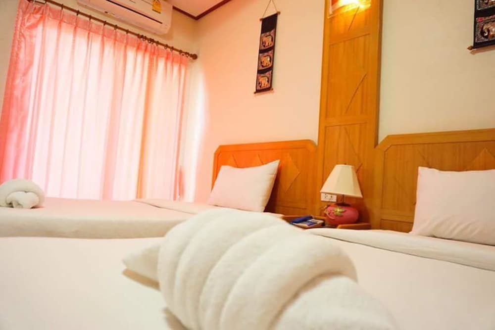 Standard Room photo 2