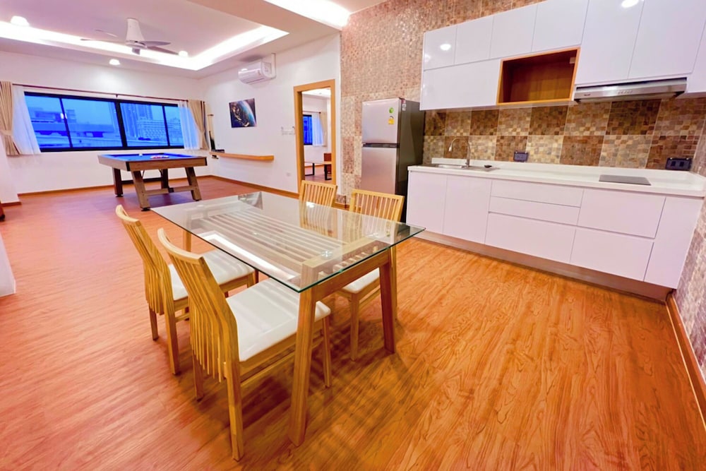 Family Penthouse - Photo 20