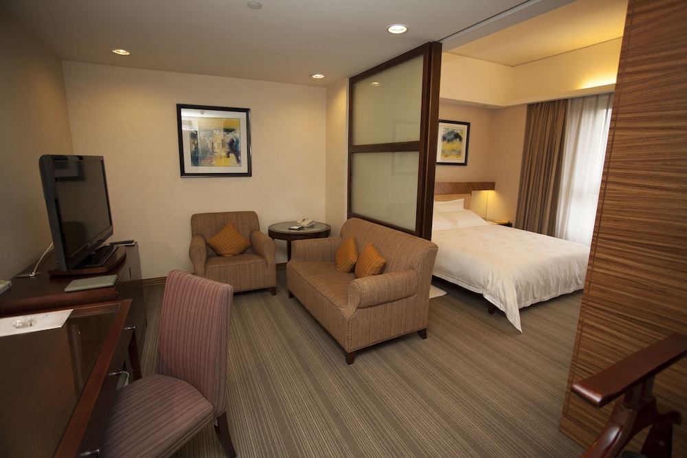 Mini Suite - Photo 1