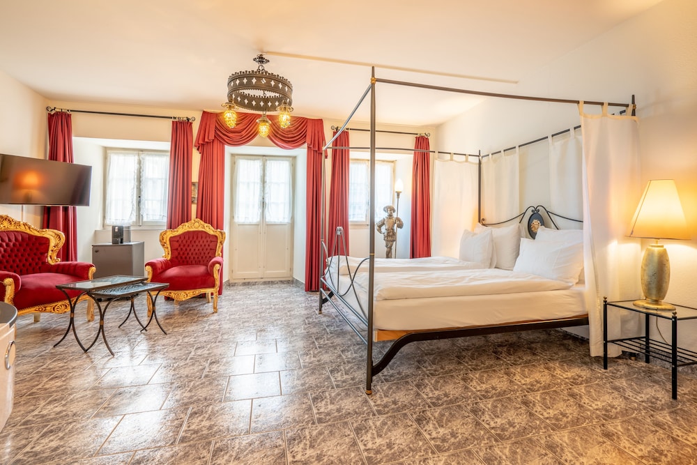 Lionheart Suite - Photo 2
