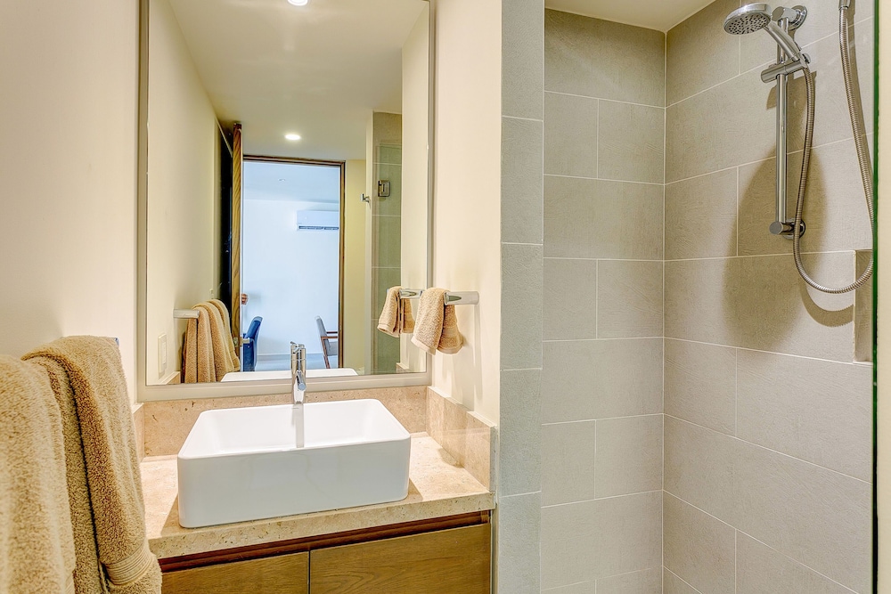 Apartment, 2 Bedrooms, Jetted Tub photo 3