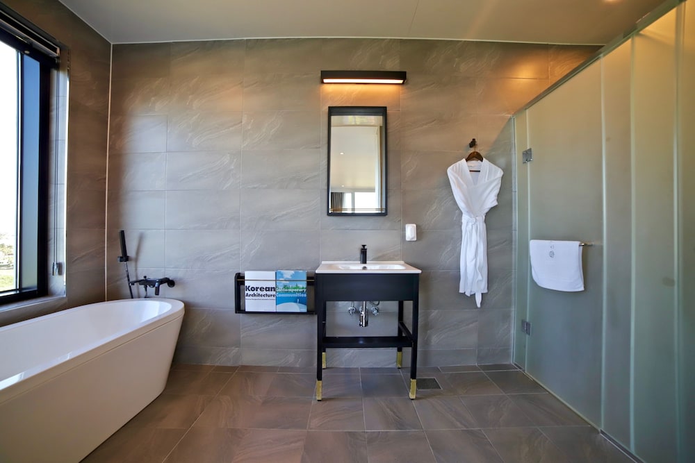 Panorama Suite Ocean photo 3