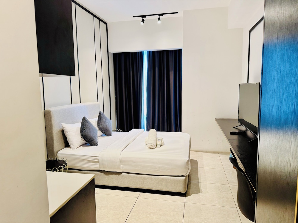 Premier Studio, City View