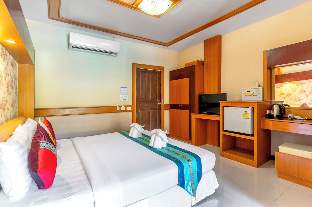 Superior Double Room with Pool View photo 3