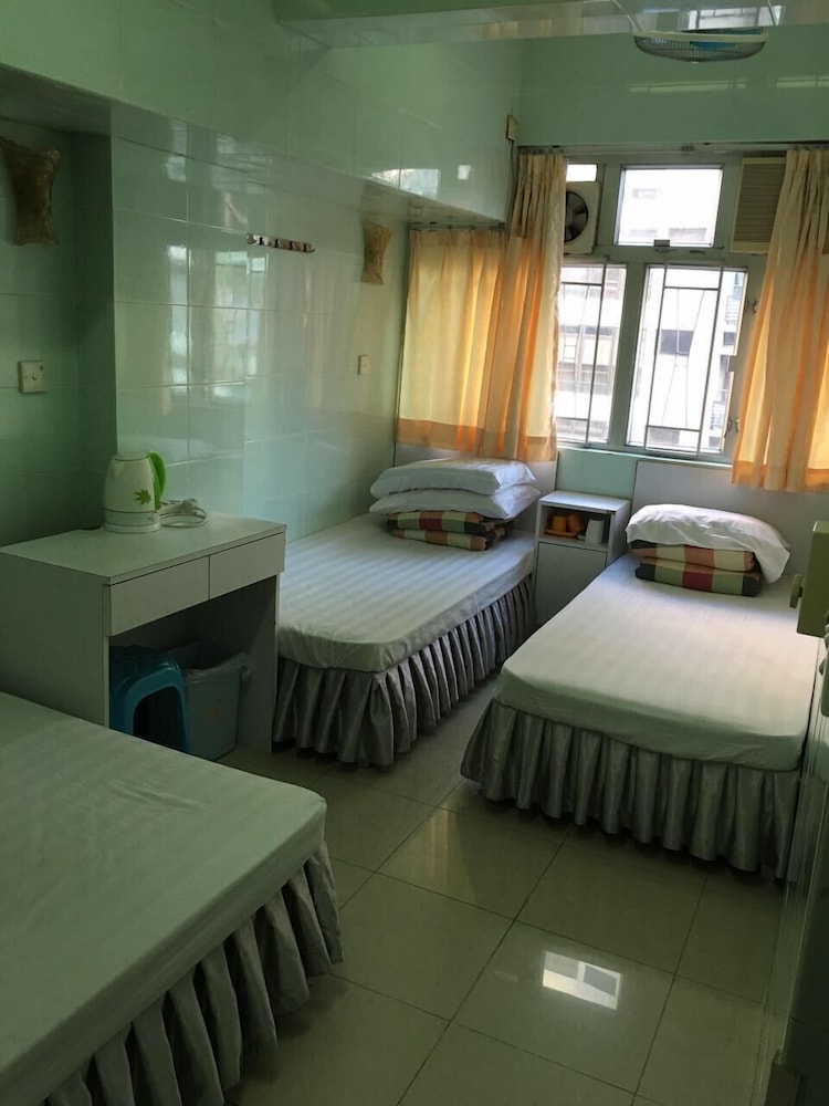Family Quadruple Room photo 1
