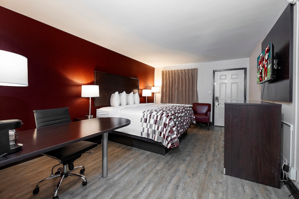 Superior Room, 1 King Bed, Non Smoking photo 2