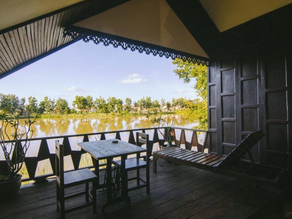 Studio with Lake View photo 3