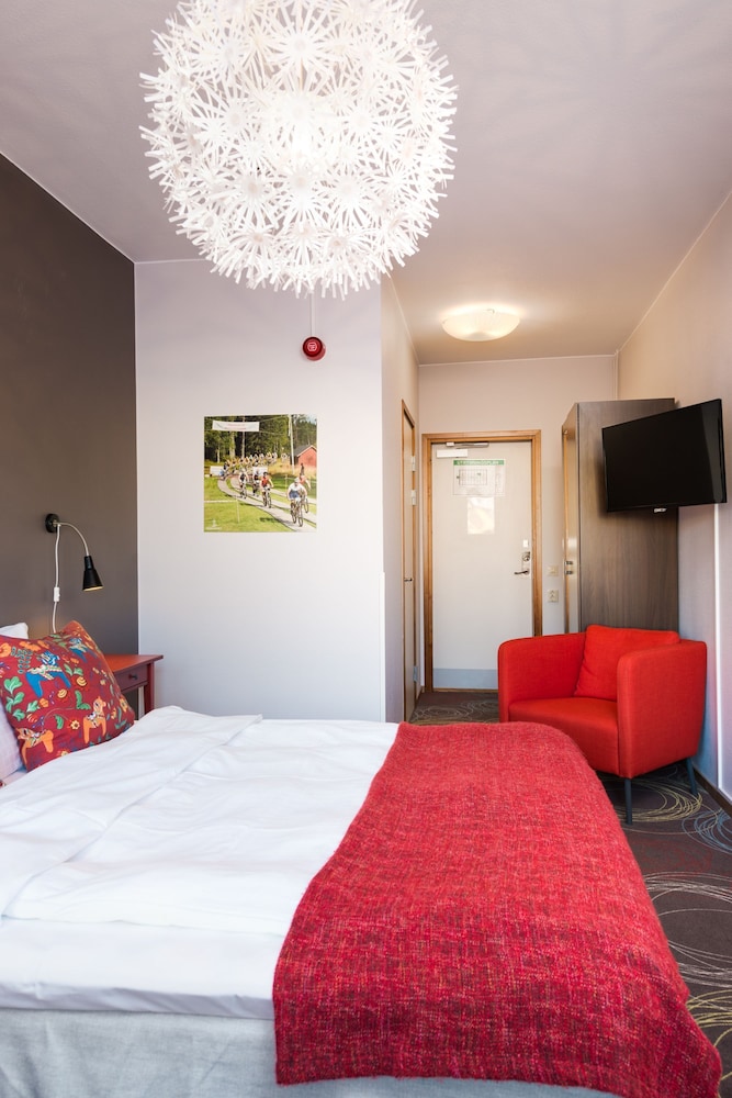 Standard Double Room - Photo 12