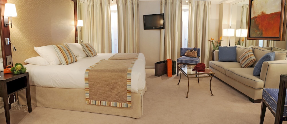 Deluxe Room, 2 Twin Beds thumbnail 5