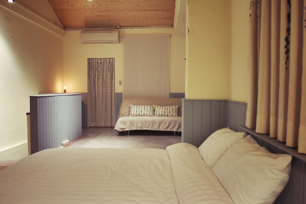 Signature House, 1 Bedroom, Non Smoking, City View photo 1