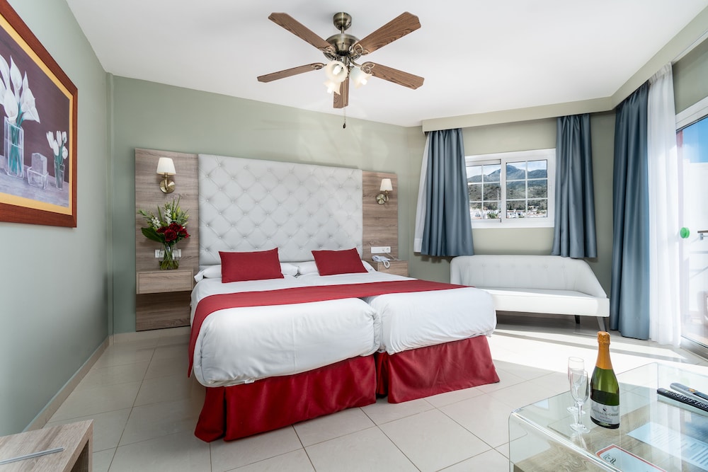 Superior Room, Terrace, Partial Ocean View - Photo 5