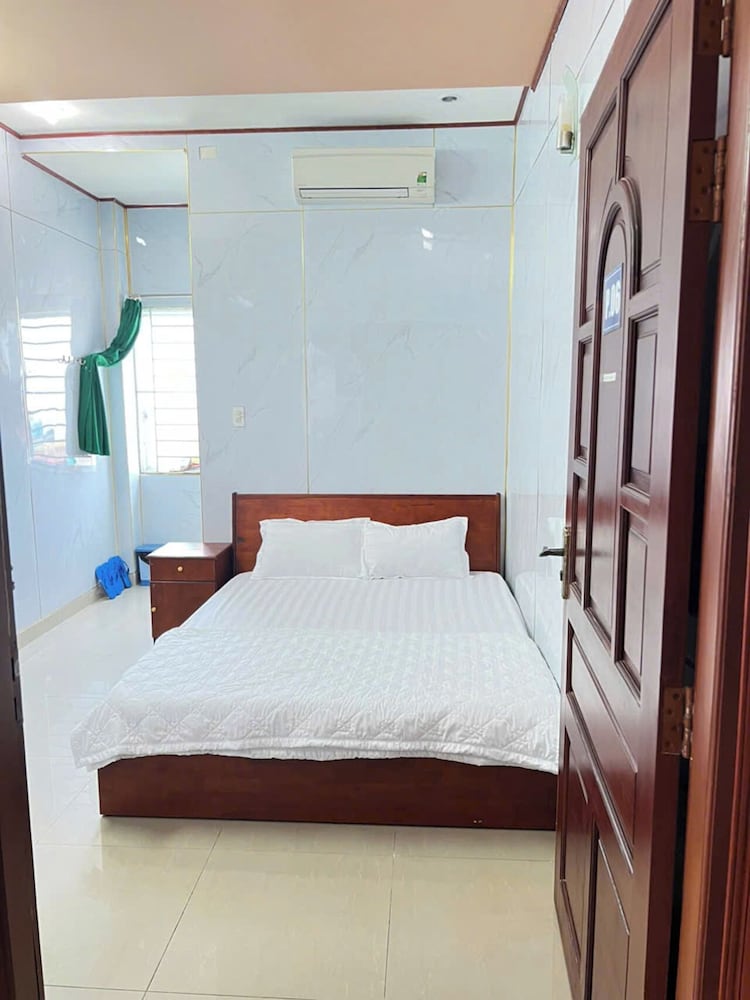 Standard Double Room, 1 Queen Bed, Non Smoking photo 3